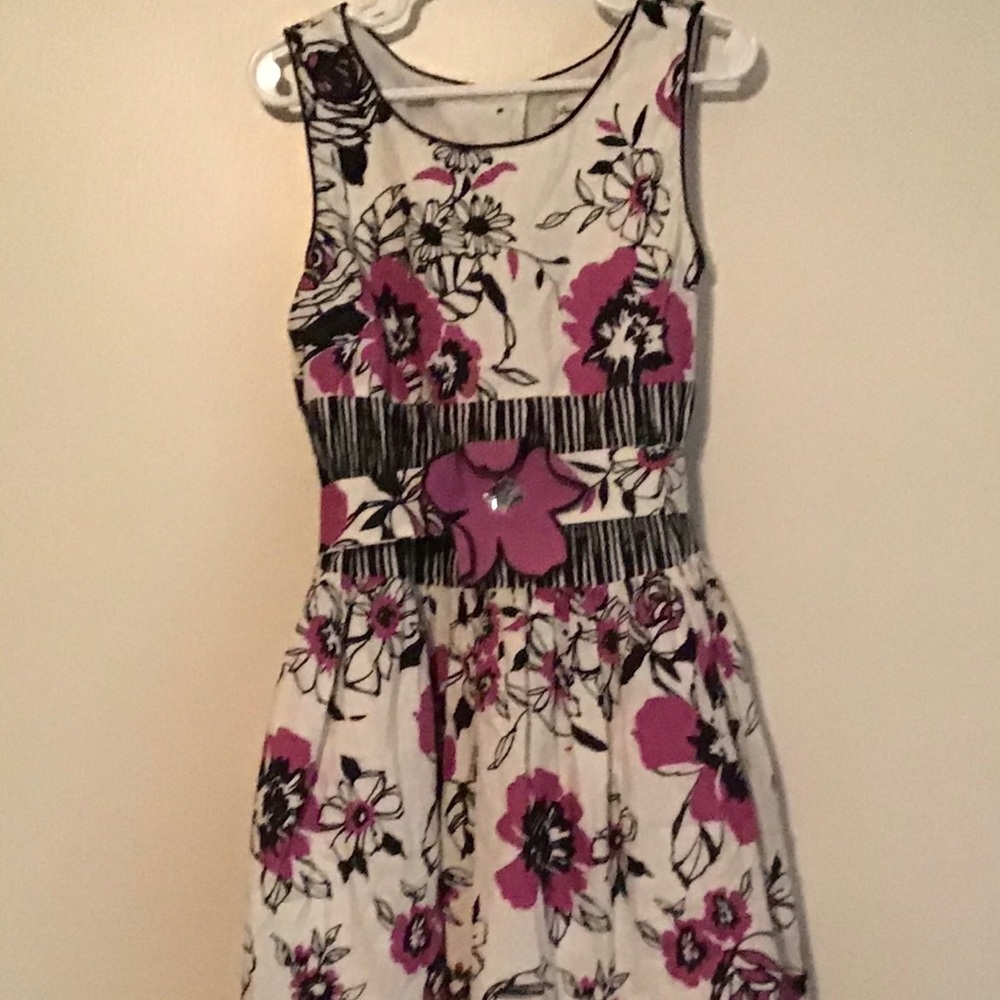 Julian’s Closet dress size 8